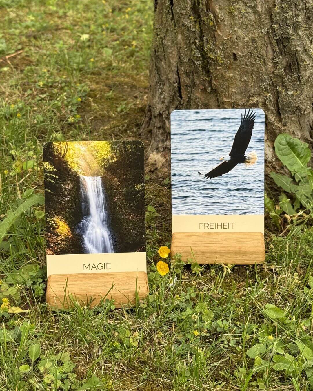 Handgefertigter Impulskarten Aufsteller